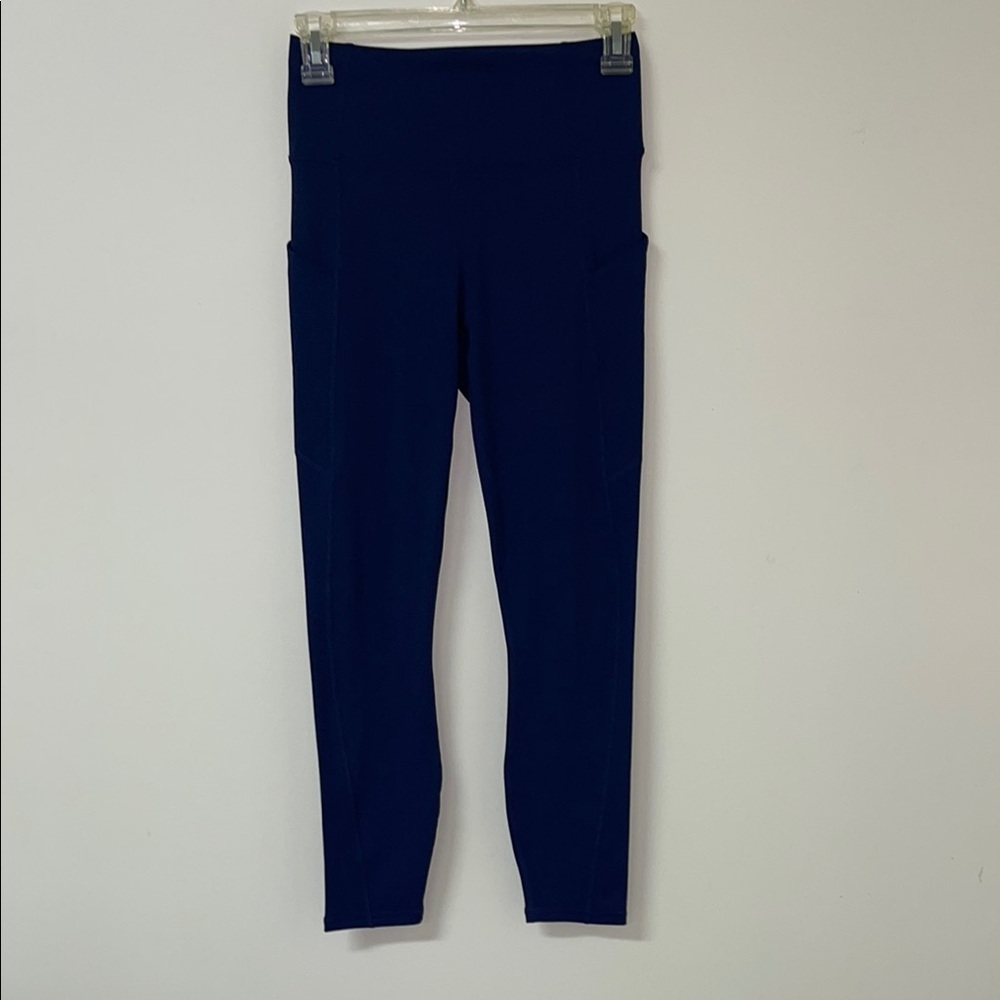 Fabletics High-Waisted Leggings with Pockets